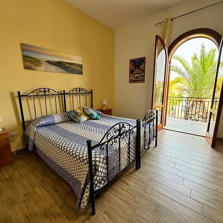Rocamar Apartamento Avola Exterior foto