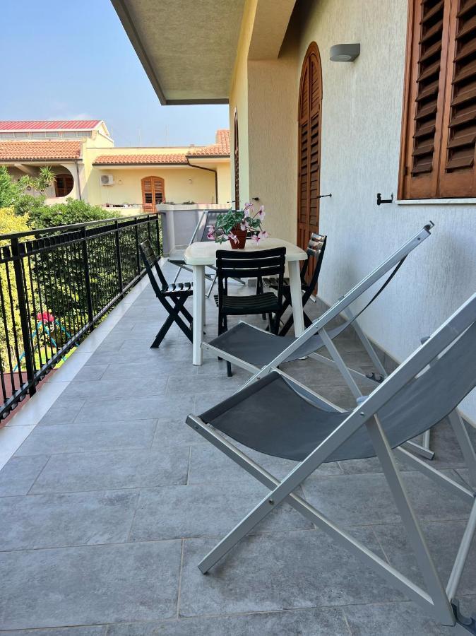 Rocamar Apartamento Avola Exterior foto