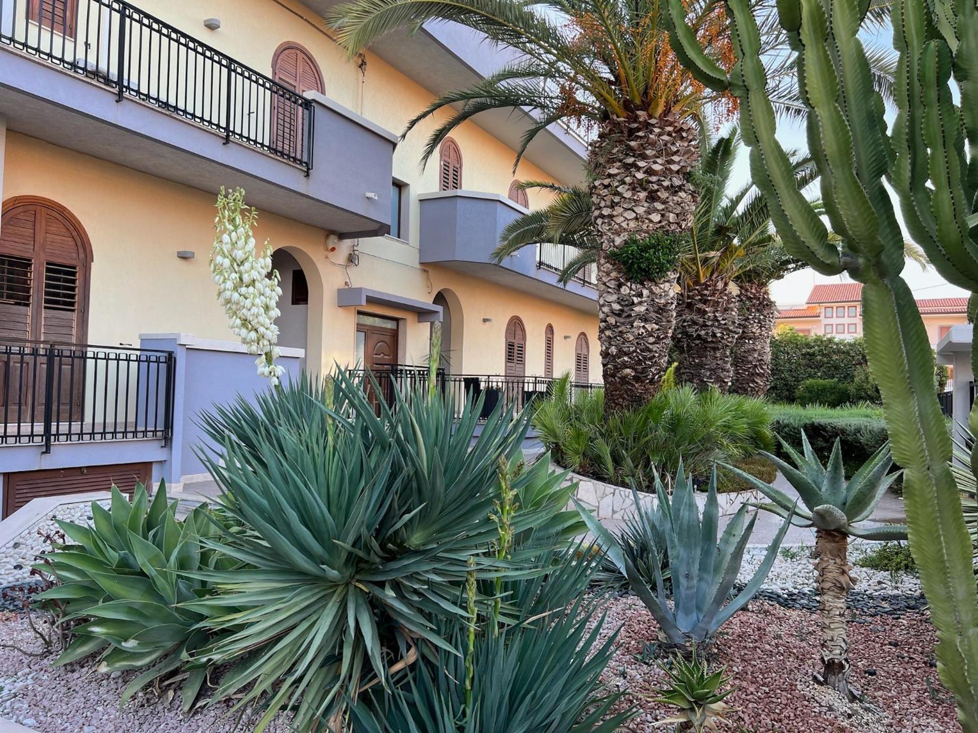 Rocamar Apartamento Avola Exterior foto