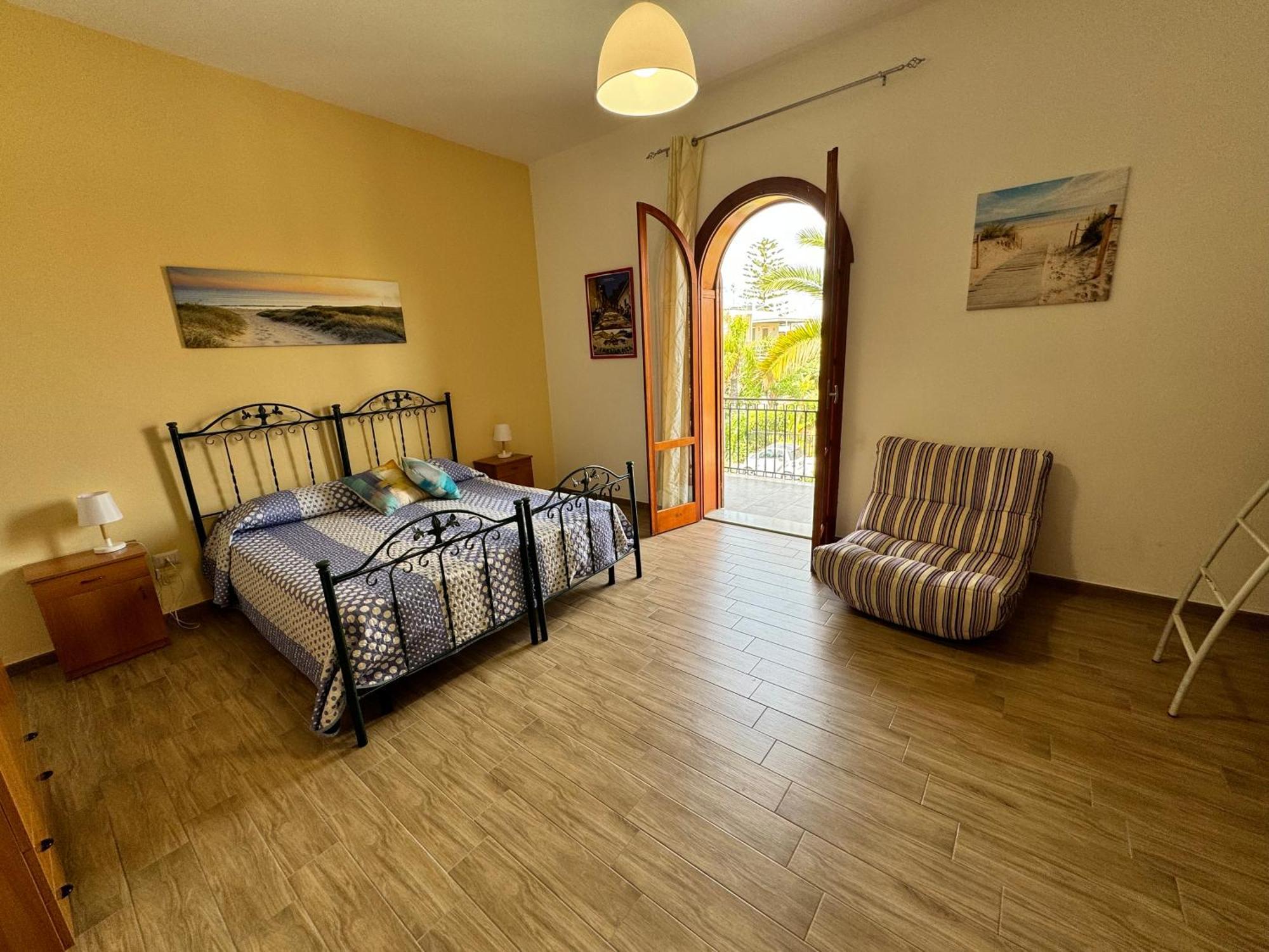 Rocamar Apartamento Avola Exterior foto
