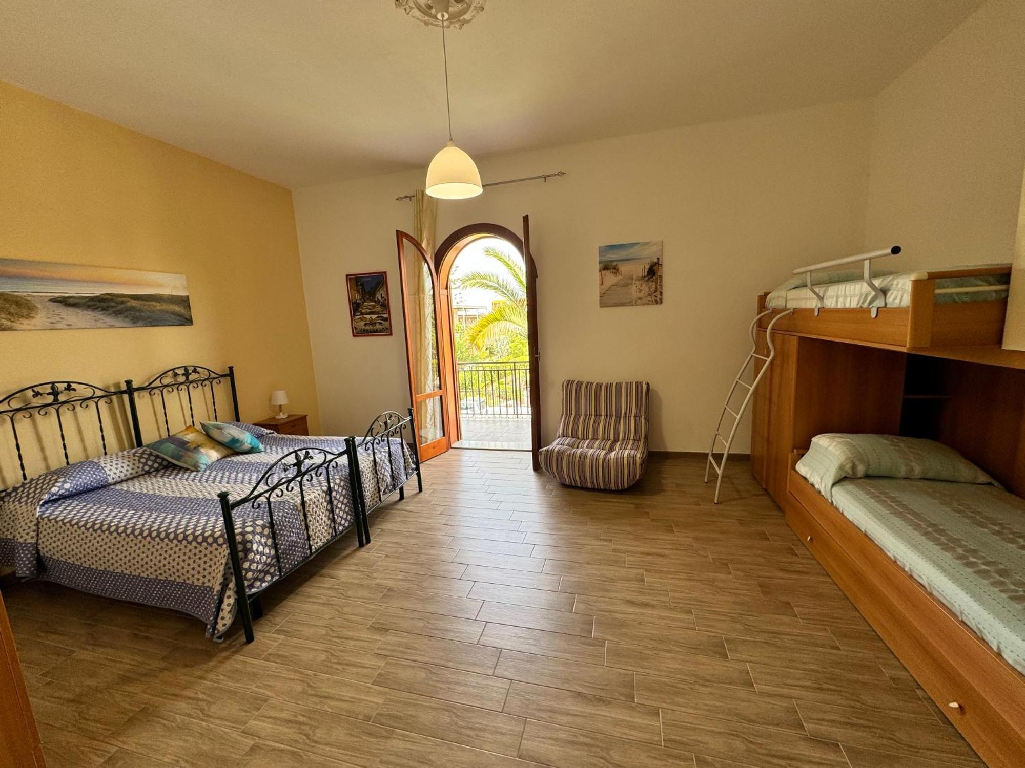 Rocamar Apartamento Avola Exterior foto
